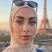 Yasmina, 35 ���, ����